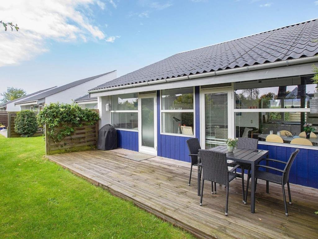 6 Person Holiday Home In V Ggerl Se Bøtø By 外观 照片