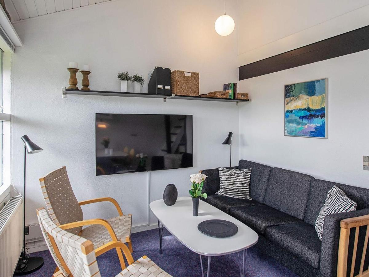 6 Person Holiday Home In V Ggerl Se Bøtø By 外观 照片