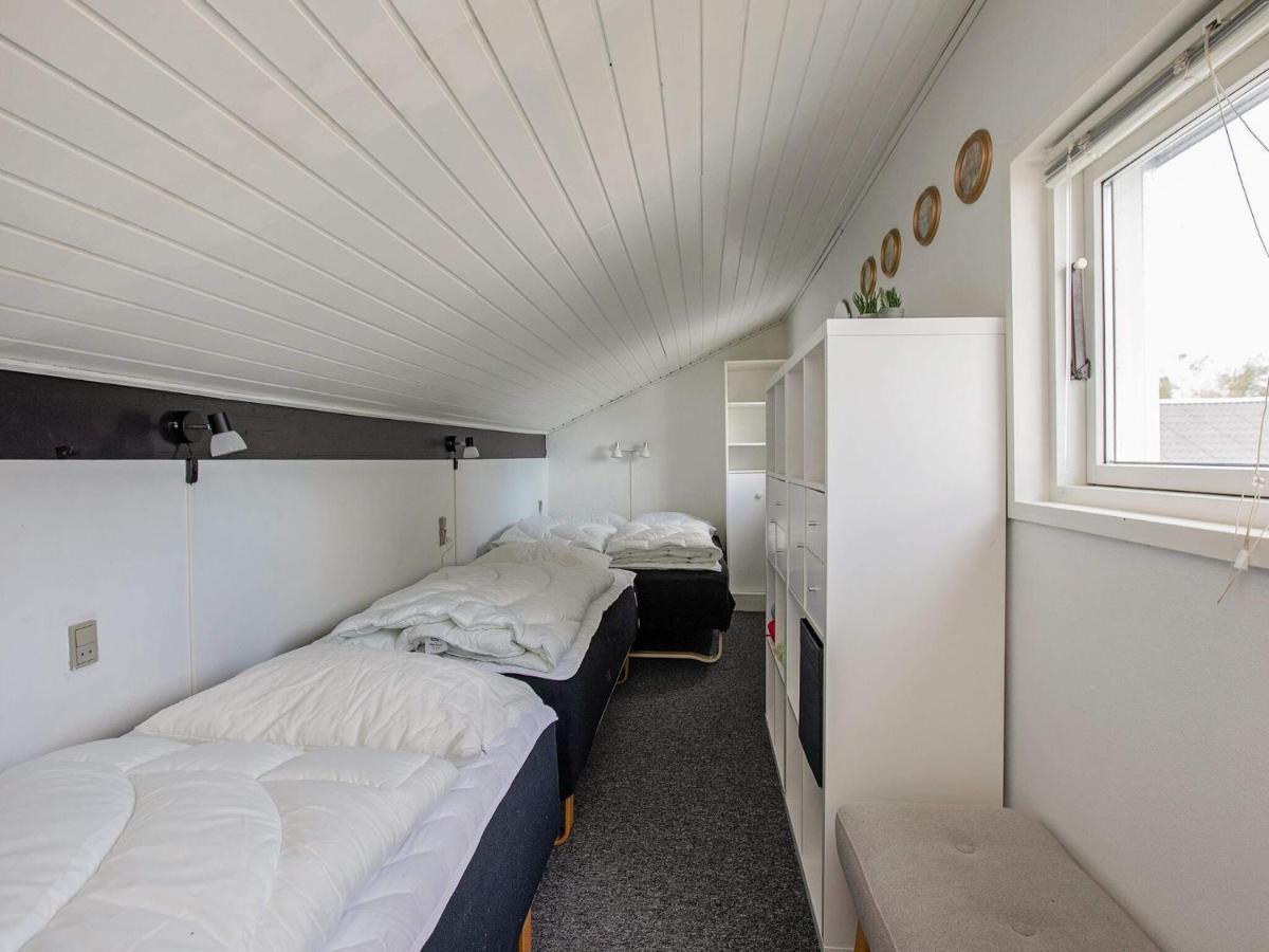 6 Person Holiday Home In V Ggerl Se Bøtø By 外观 照片